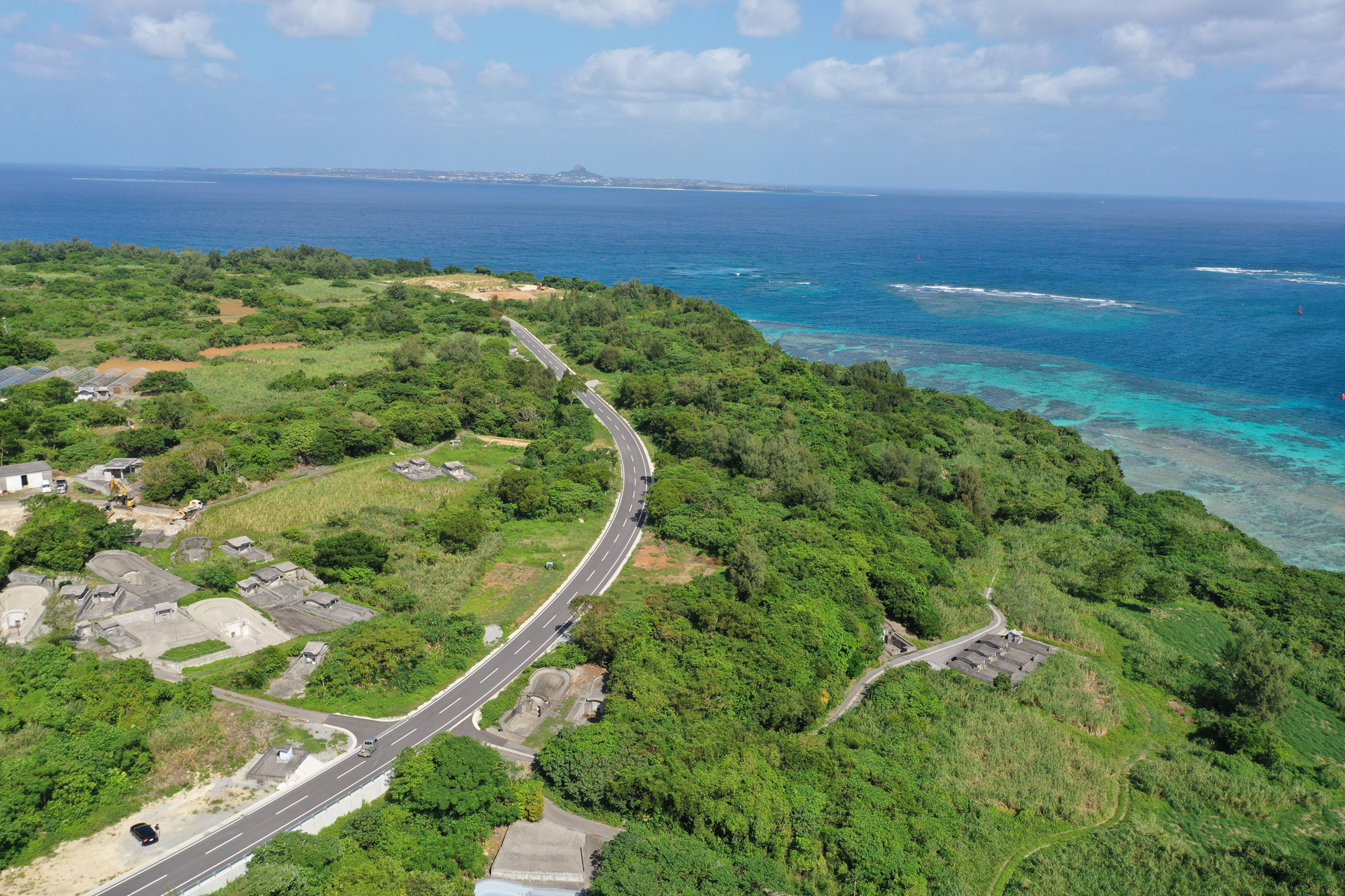 瀬底島一周線道路改良工事(その8)